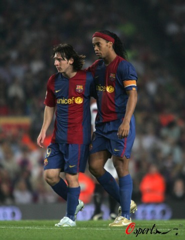 历史积淀不 历史积淀不